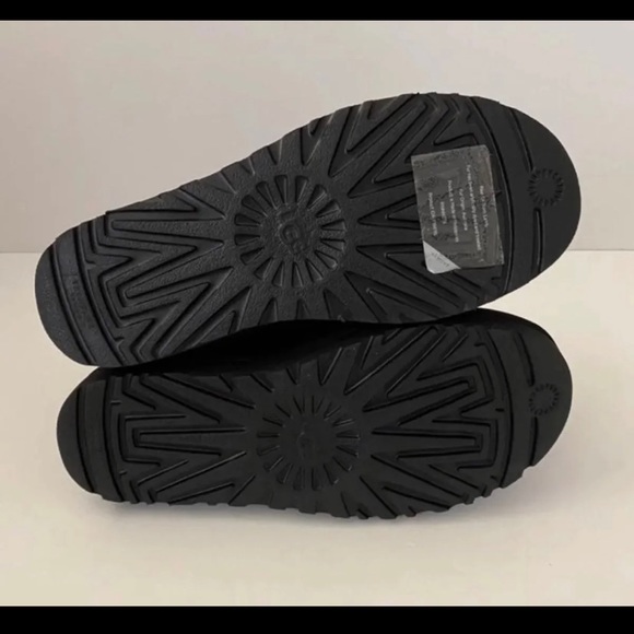 Ugg Classic mini boots size 6 - Picture 5 of 7